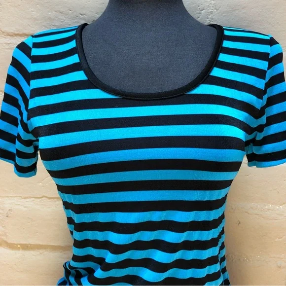 ❤️‍🔥SOLD❤️‍🔥 🔹VTG Striped Top🔹 - Picture 2 of 8